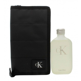 Calvin Klein CK One Gavesæt 100ml Eau De Toilette + Organiser